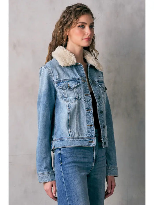 Hidden Basic Jean Jacket with Fur Collar