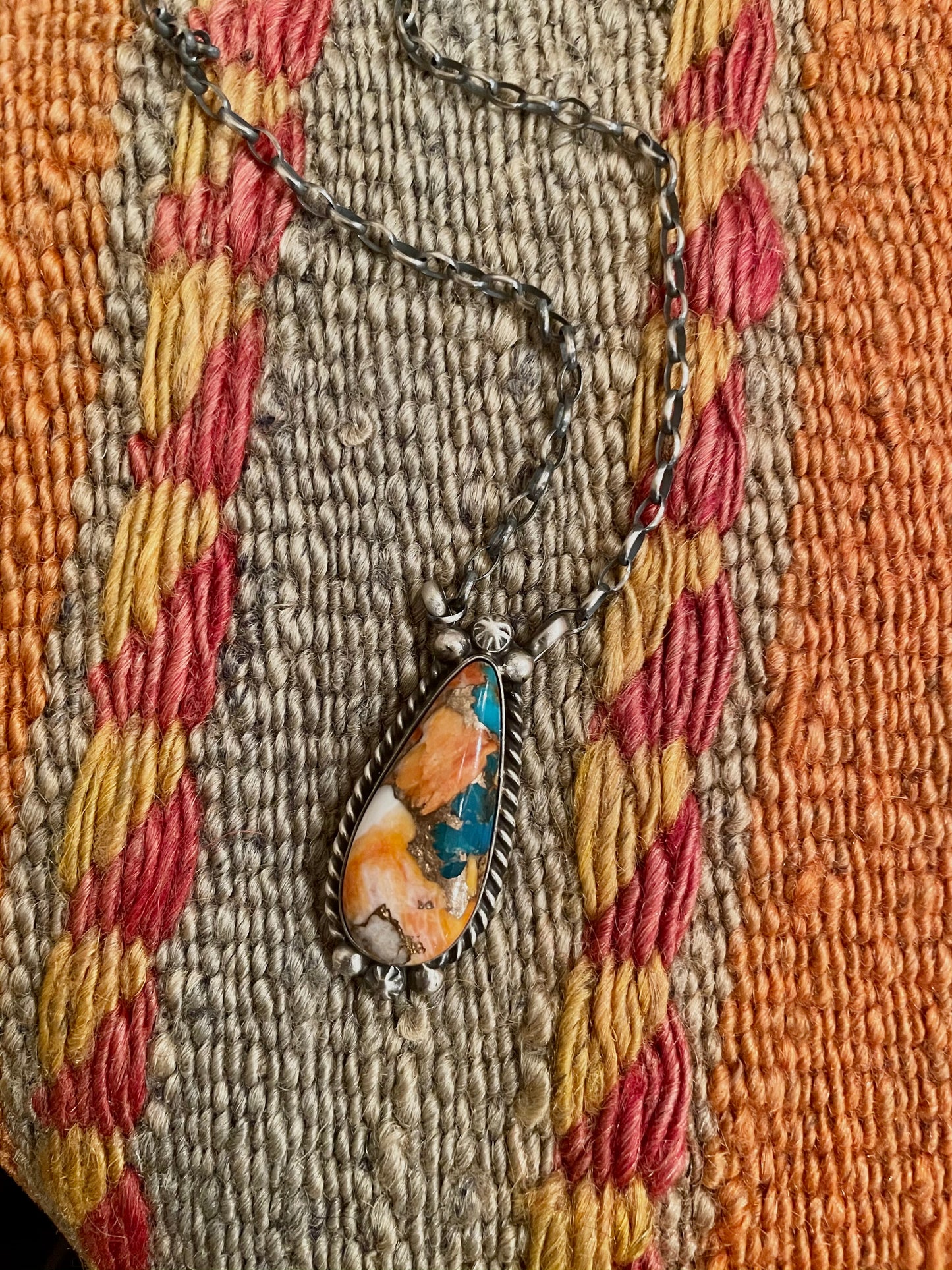 IT Spiny Oyster Pendant Necklace - Petticoat Junction
