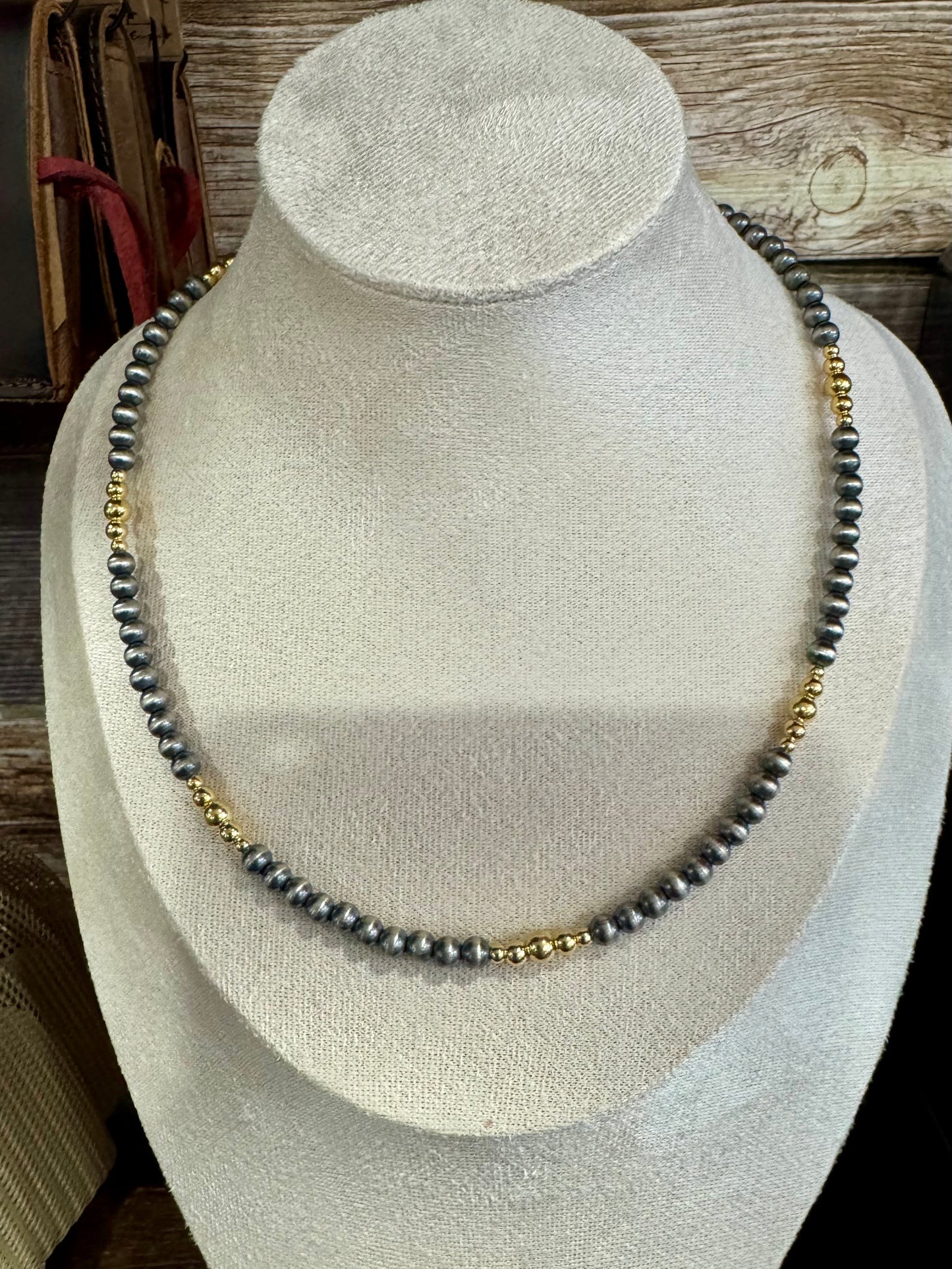 18" 5mm Silver/Gold Navajo Necklace