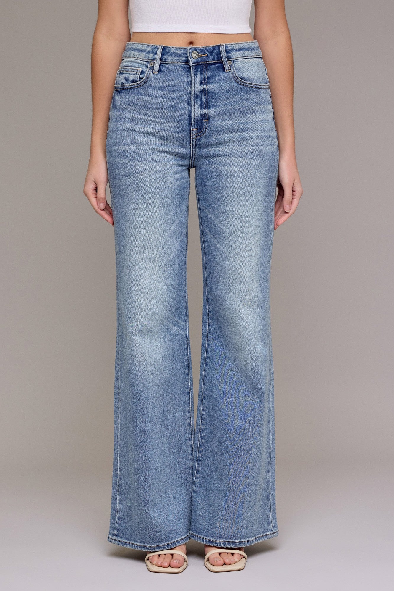Hidden High Rise  Wide Comfort Jean