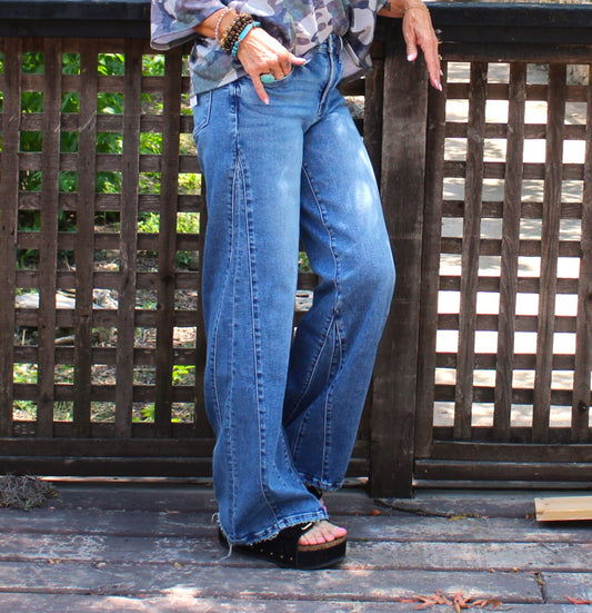Vervet Cheerfulness Wide Leg Jean