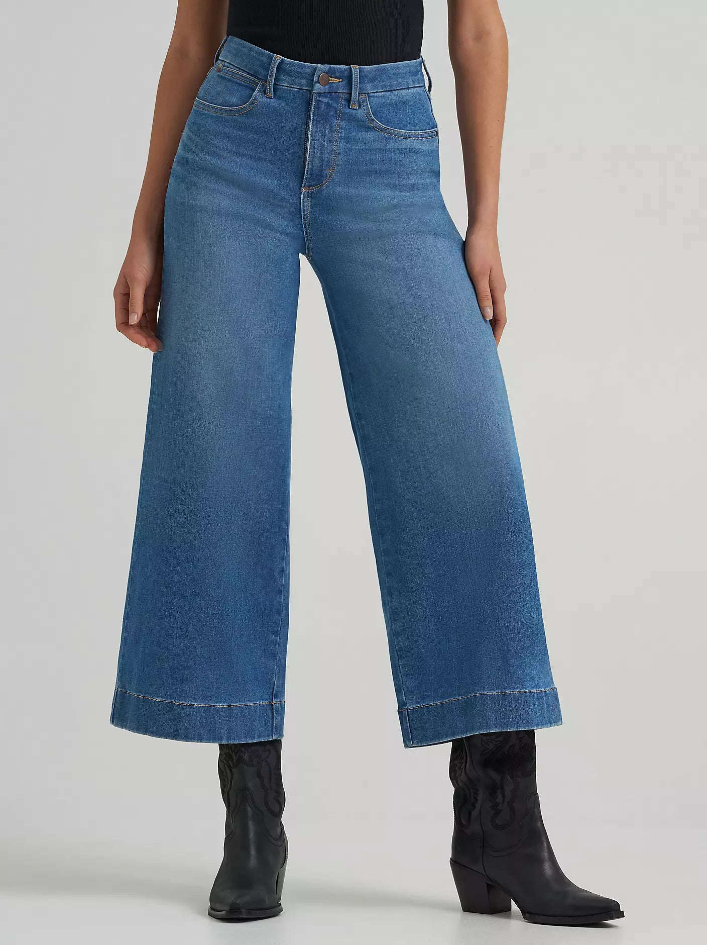 Wrangler Bespoke Wide Leg Crop Jean