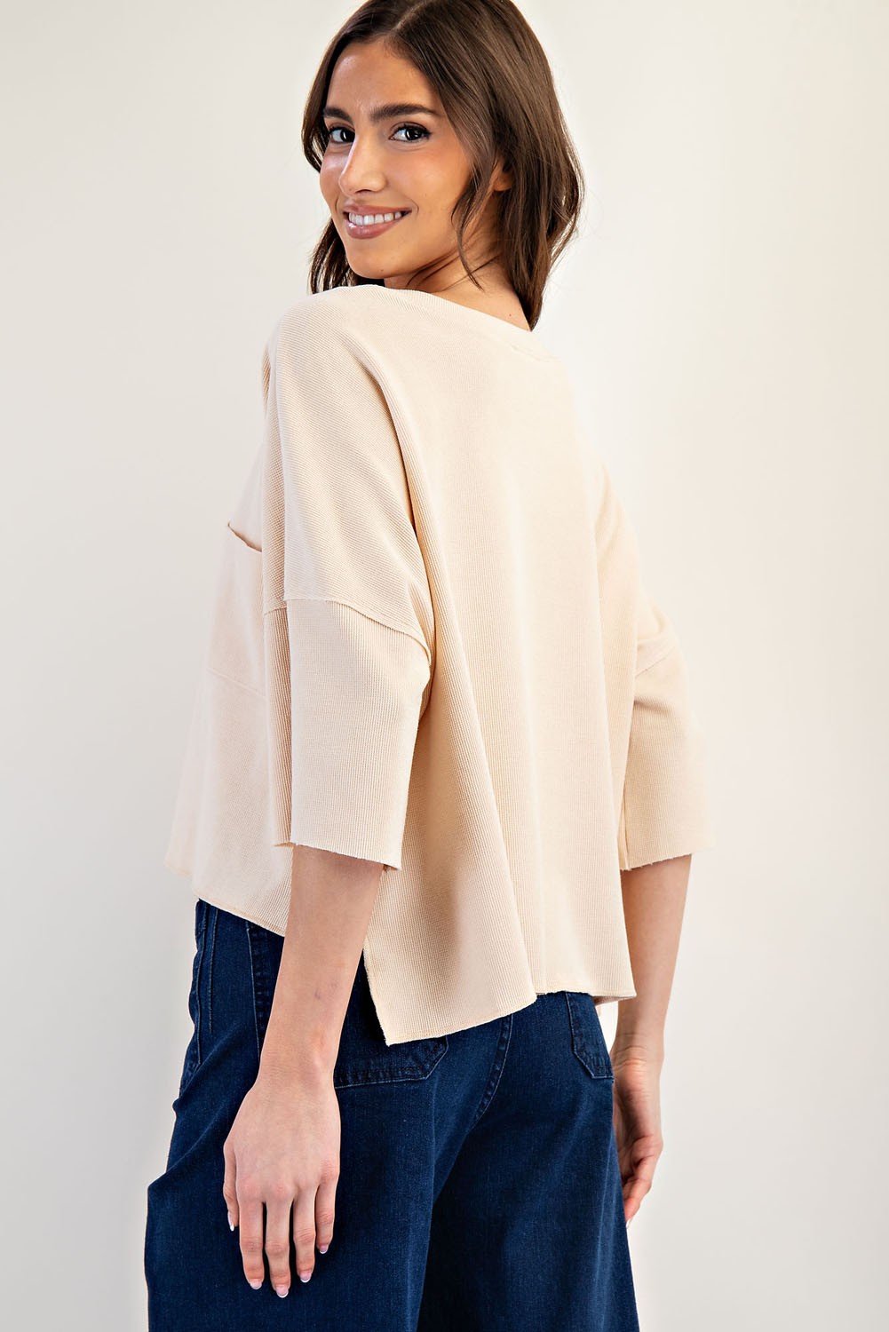 Eesome Bone Cropped Short Sleeve Top