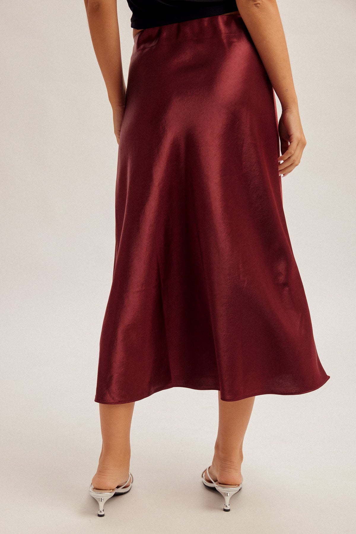 H&T Burgundy Satin Skirt