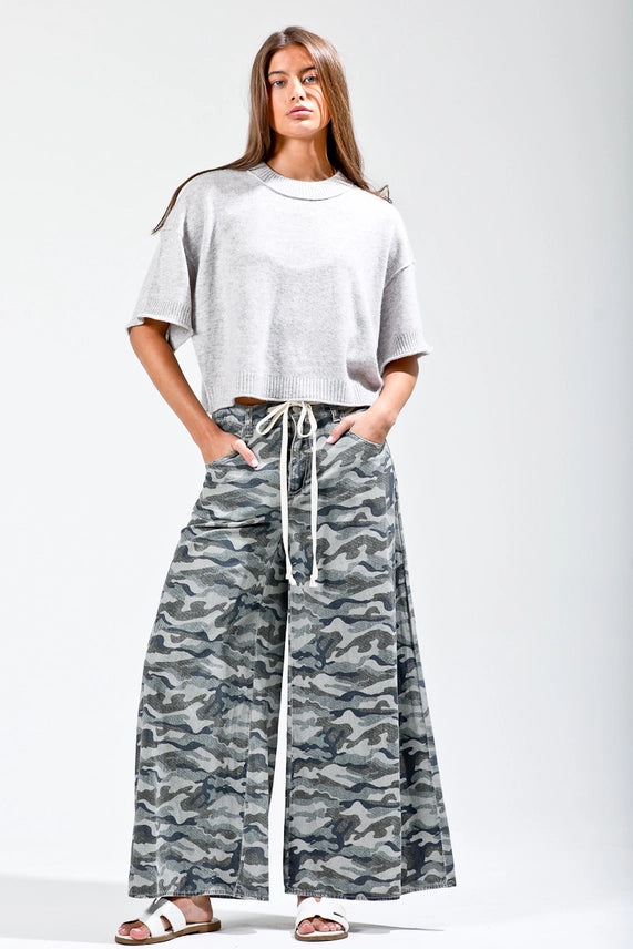 NB Wide Leg Camo Pants