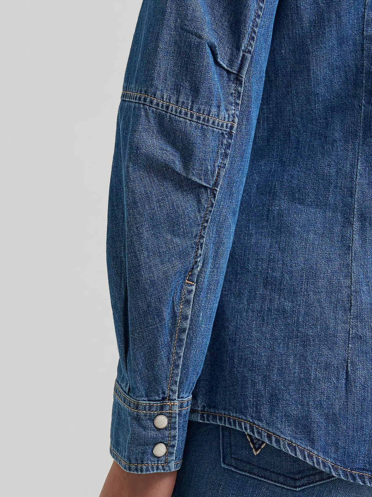 Wrangler Denim Barrel Snap Top
