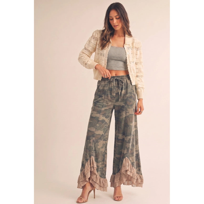 IVE Vintage Lace Camo Pants