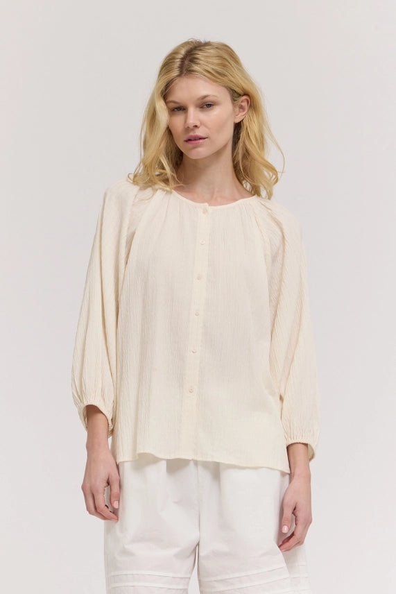 G&G Cream 3/4 Sleeve Button Down Blouse