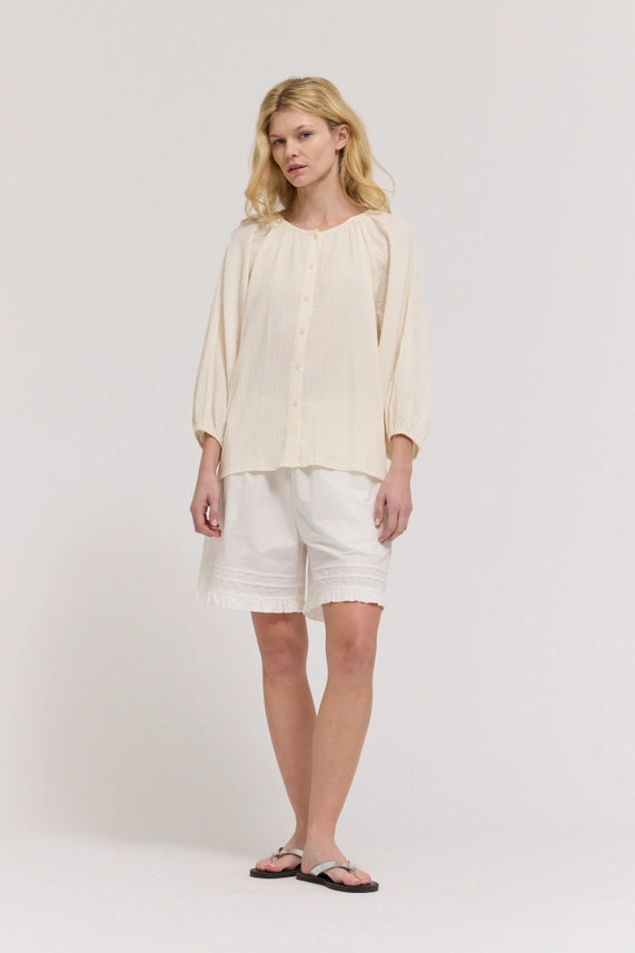 G&G Cream 3/4 Sleeve Button Down Blouse